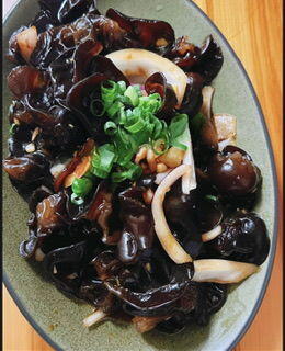 Red Chili Black Ear Mushroom