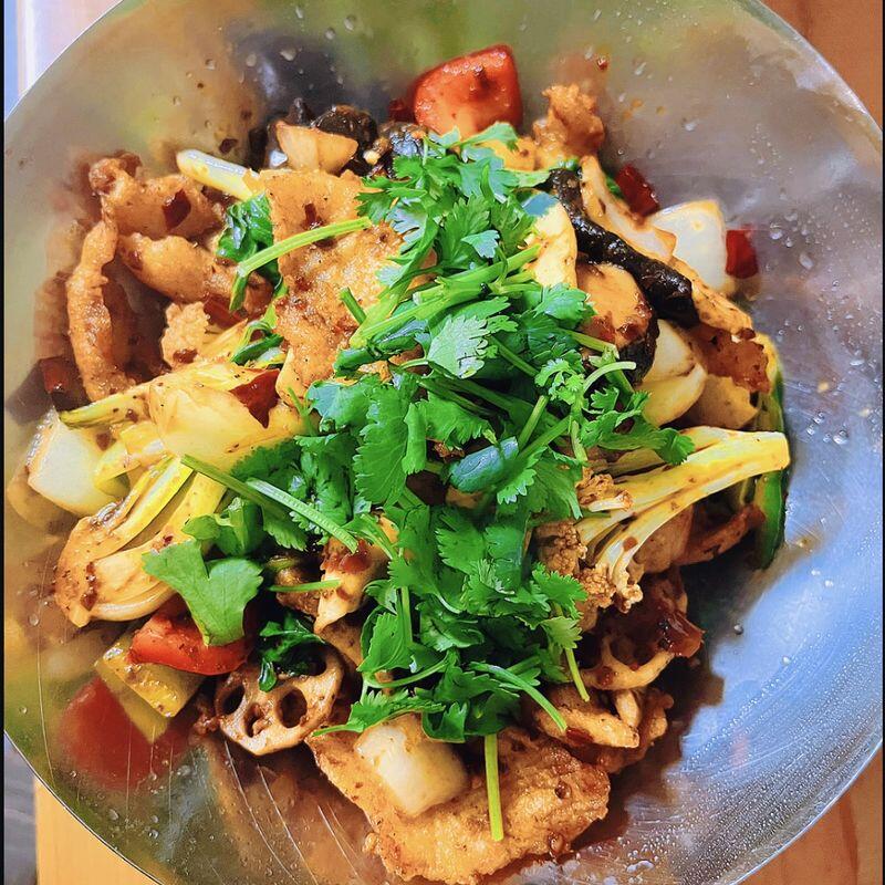Spicy & Numbing Hot Pot Of Chicken
